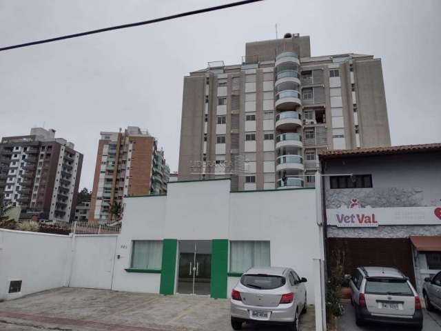 Casa comercial para alugar na Rua Trajano Margarida, --, Trindade, Florianópolis por R$ 7.900