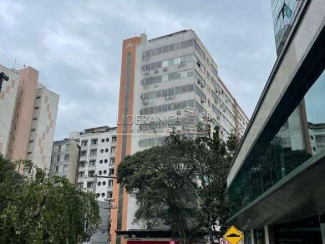 Sala comercial para alugar na Rua Marechal Guilherme, --, Centro, Florianópolis por R$ 1.000