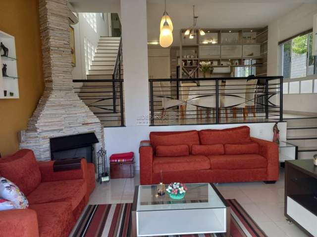 Casa com 3 quartos à venda na Rua Vereador Frederico Veras, --, Pantanal, Florianópolis por R$ 1.950.000