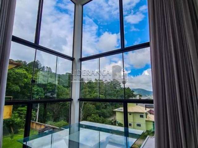 Casa em condomínio fechado com 4 quartos à venda na Rua Douglas Seabra Levier, --, Trindade, Florianópolis por R$ 3.500.000
