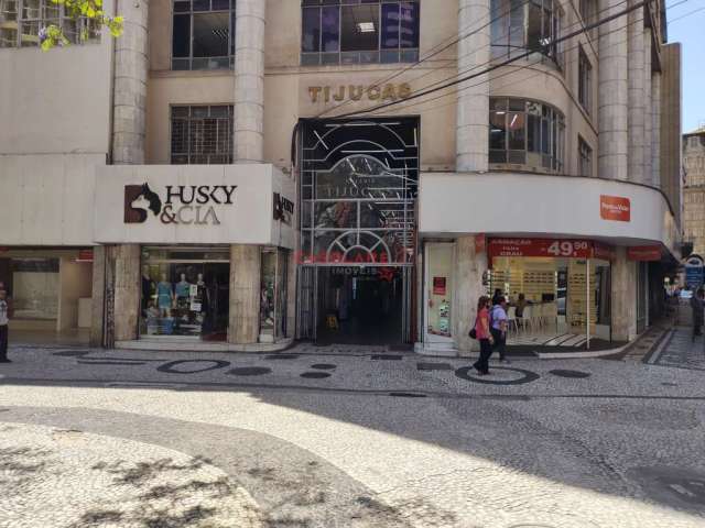 Sala comercial à venda na Avenida Luiz Xavier, 68, Centro, Curitiba por R$ 130.000