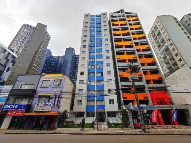 Apartamento com 1 dormitório para alugar, 47 m² por R$ 1.650/mês - Centro - Curitiba/PR