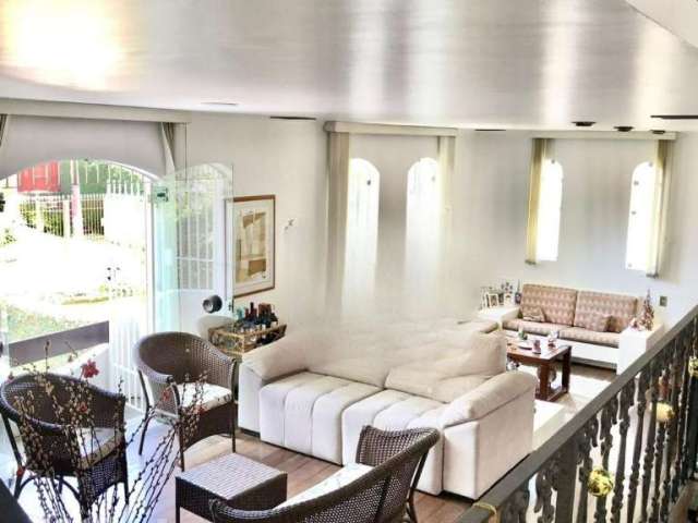 Casa com 3 quartos à venda na Rua Cardeal Cagliori, 93, Alto de Pinheiros, São Paulo por R$ 2.300.000