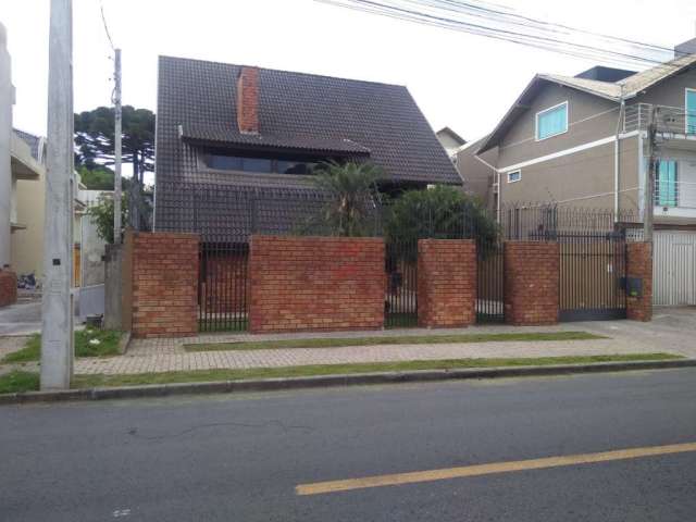 Casa com 3 quartos à venda na Rua Paraíba, 2190, Guaíra, Curitiba por R$ 2.200.000
