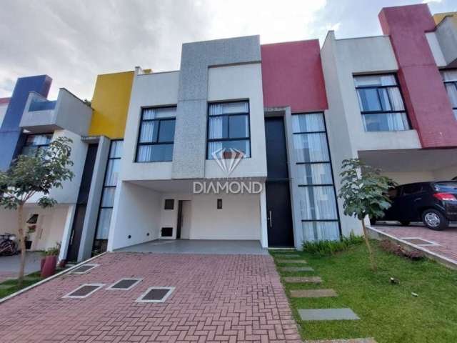 Casa em condomínio fechado com 3 quartos para alugar no Santo Inácio, Curitiba , 277 m2 por R$ 7.700