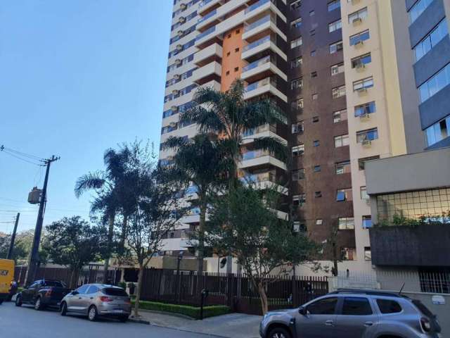 Apartamento no Cabral em Curitiba com 4 dormitórios a venda