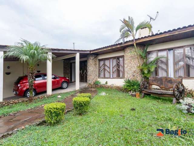 Casa com 3 quartos à venda na Rua Bandeirantes, 492, Pinheirinho, Curitiba, 390 m2 por R$ 650.000