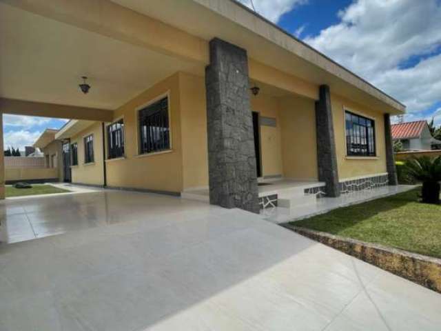 Casa Comercial com 4 quartos  para alugar, 280.00 m2 por R$5000.00  - Centro - Colombo/PR