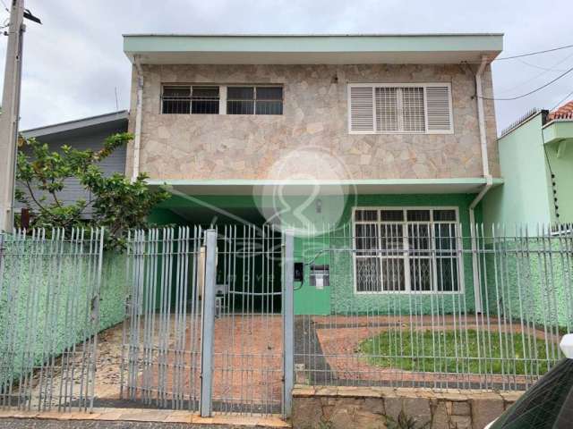 Casa para venda e locação no Centro em Campinas, por R$1.300.000,00  -  Façanha imóveis