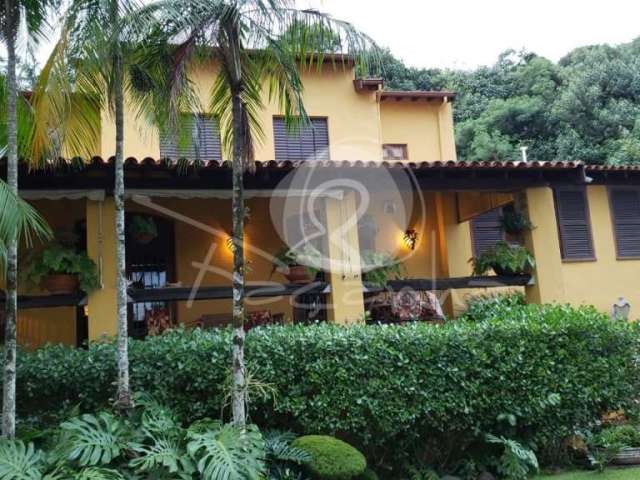 Casa  Jardim Botânico em Sousas, Campinas por R$2.550.000,00 - Façanha Imóveis Campinas