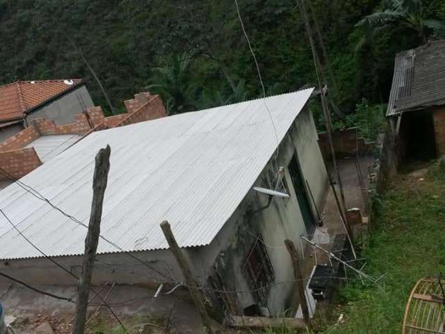 Casa com 2 quartos à venda na Rua Vinicius de Moraes, 16, Vale Verde, Mariana por R$ 250.000