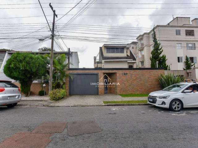 Sobrado com 4 dormitórios à venda, 222 m² por R$ 979.000,00 - Bacacheri - Curitiba/PR
