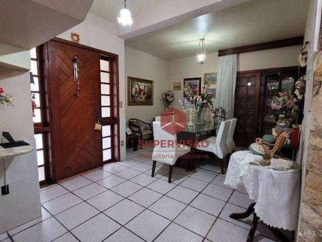 Casa à venda, 376 m² por R$ 2.447.808,51 - Centro - Palhoça/SC