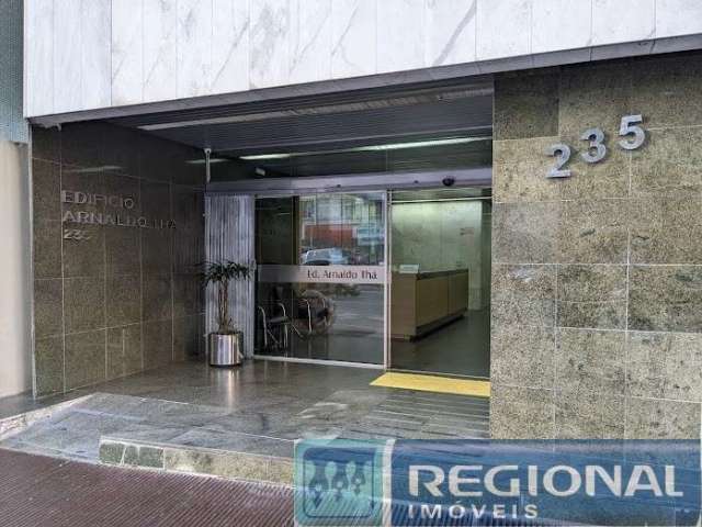 Conjunto Comercial para alugar, 34.00 m2 por R$700.00  - Centro - Curitiba/PR