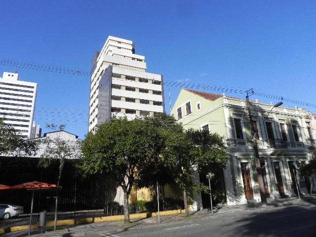 Apartamento com 1 quarto  à venda, 33.00 m2 por R$350000.00  - Centro - Curitiba/PR