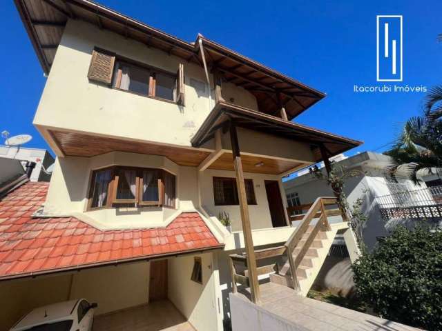 Casa com 4 quartos à venda na Rua Luiz Pasteur, 173, Trindade, Florianópolis por R$ 1.800.000