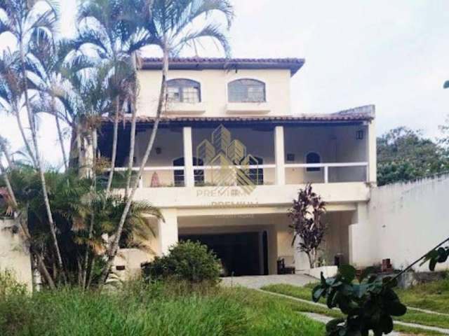Chácara com 3 dormitórios à venda, 1121 m² por R$ 800.000,00 - Vale dos Pinheiros - Atibaia/SP