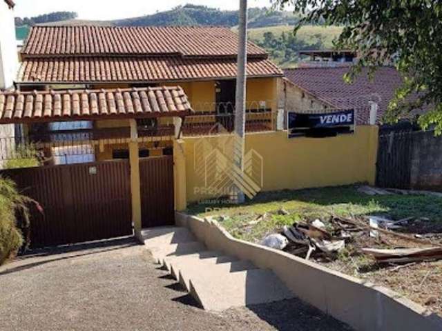 Sobrado com 3 dormitórios à venda, 358 m² por R$ 480.000,00 - Chácaras Fernão Dias - Atibaia/SP