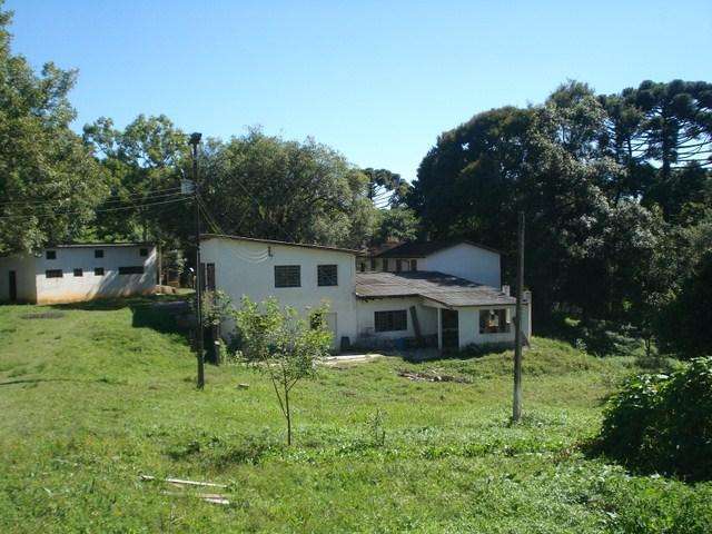 Chácara com 5 dormitórios à venda, 197880 m² por R$ 1.250.000,00 - Campina de Quitandinha - Quitandinha/PR