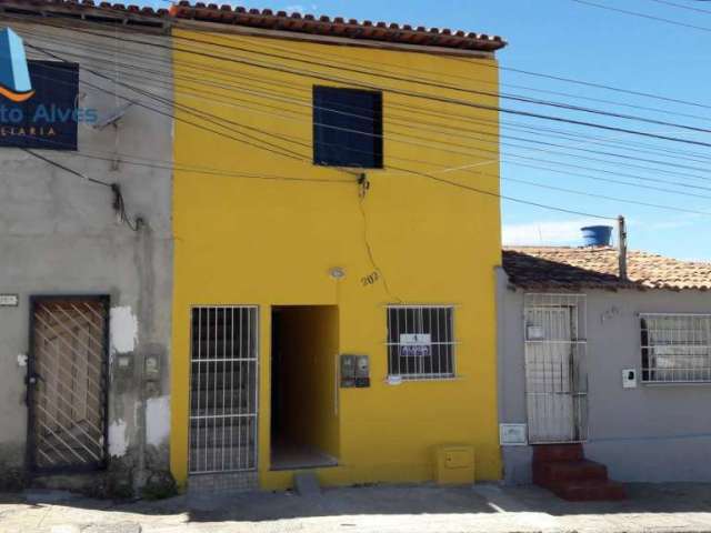 Casa com 2 dormitórios para alugar, 60 m² por R$ 611,00/mês - Guarani - Vitória da Conquista/BA