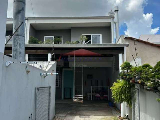 Casa com 3 quartos à venda na Rua Antônio Agenor do Nascimento, 65, Jardim das Américas, Curitiba por R$ 598.000