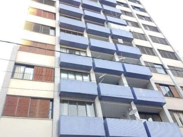 Ótimo apartamento à venda na região central de Curitiba - PR.