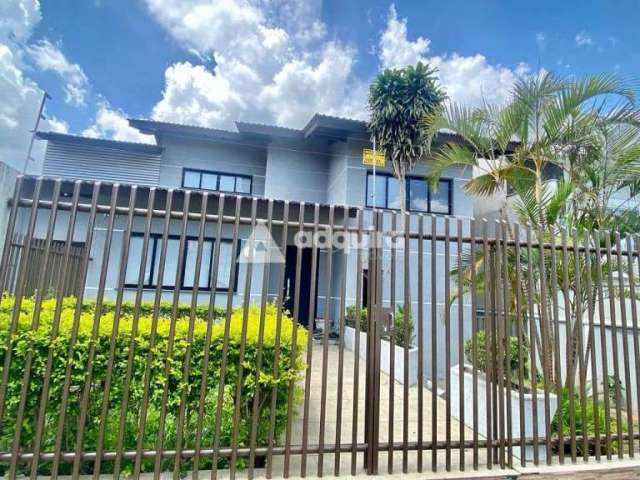 Casa à venda 4 Quartos, 2 Suites, 3 Vagas, 300M², Orfãs, Ponta Grossa - PR