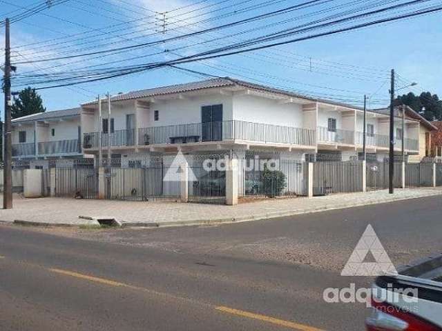 Casa à venda 3 Quartos, 1 Suite, 1 Vaga, 900M², Uvaranas, Ponta Grossa - PR