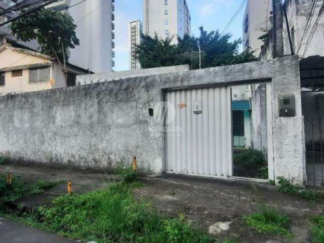 Casa à venda para fins Comercias ou Residenciais com 300m² em Setúbal - Boa Viagem, Recife-PE.