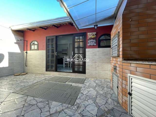 Casa à venda 2 quadras mar Balneário Porto Fino! Área gourmet, Playground garagem