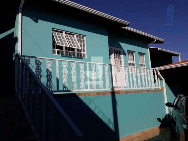Ótima casa a venda com 3 quartos (suíte), localizada no Bairro São Luiz em Paulínia/SP
