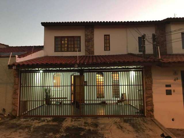 Casa - à venda por 470.000,00 - São Luiz, - Itu.