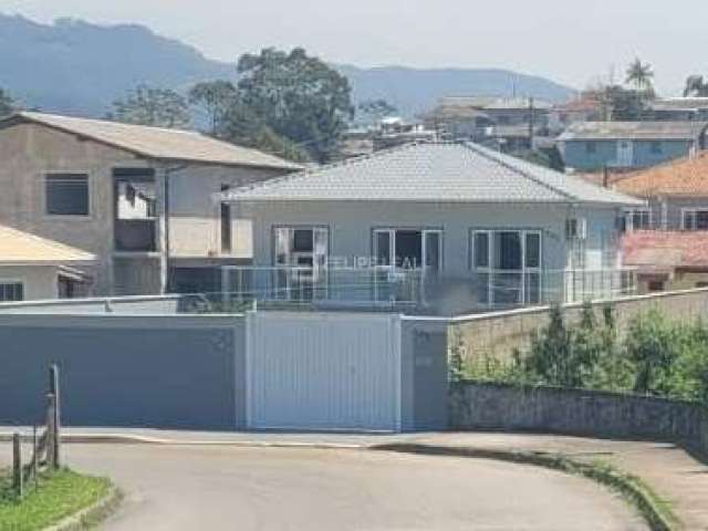Casa em Serraria  -  São José