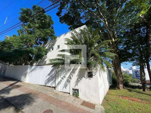 Casa em Itaguaçu  -  Florianópolis