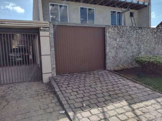 Casa com 5 quartos à venda na Rua Padre Ângelo Bortolini, 771, Cruzeiro, São José dos Pinhais, 220 m2 por R$ 1.300.000