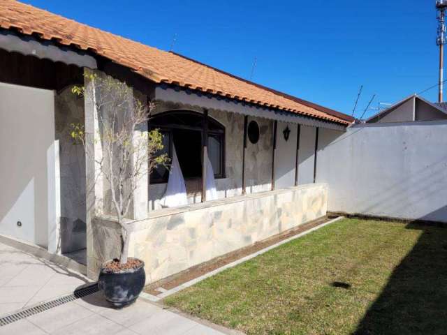 Casa com 4 quartos à venda na Travessa Conuncio Carraro, 270, Cidade Jardim, São José dos Pinhais por R$ 890.000