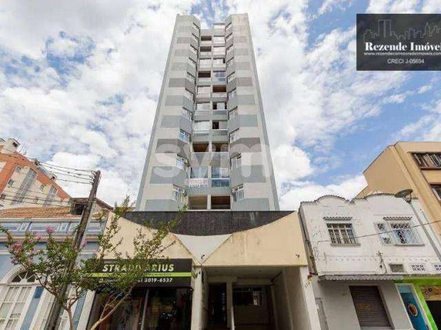 Apartamento com 1 dormitório para alugar por R$ 3.020/mês - São Francisco - Curitiba/PR