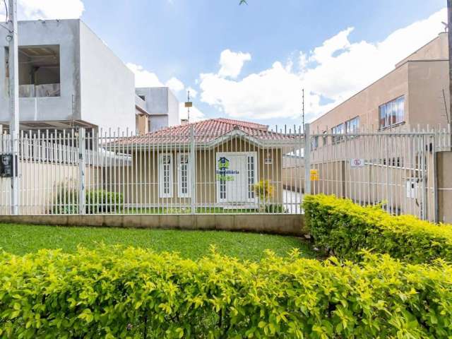 Casa com 3 quartos à venda no Água Verde, Curitiba  por R$ 1.320.000