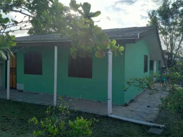 Casa para Venda em Guaratuba, BAL. COROADOS, 3 dormitórios, 1 banheiro, 1 vaga