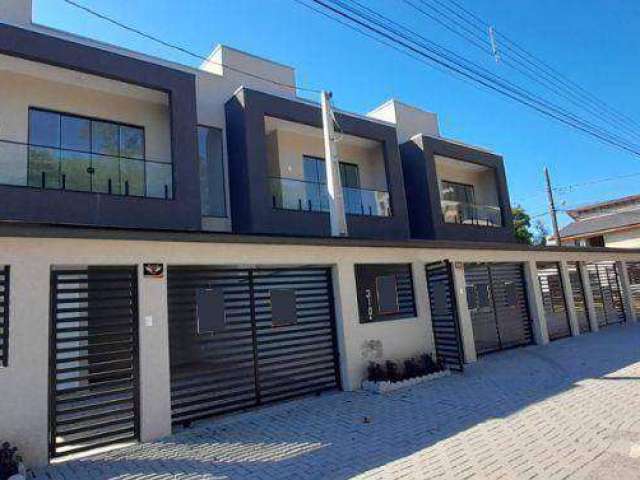 Sobrado com 3 dormitórios a 250 metros da praia à venda, 125 m² por R$ 529.000 - Princesa do Mar - Itapoá/SC