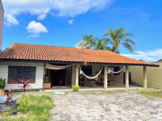Casa com 3 dormitórios à venda, 270 m² por R$ 470.000,00 - Praia dos Veleiros - Itapoá/SC