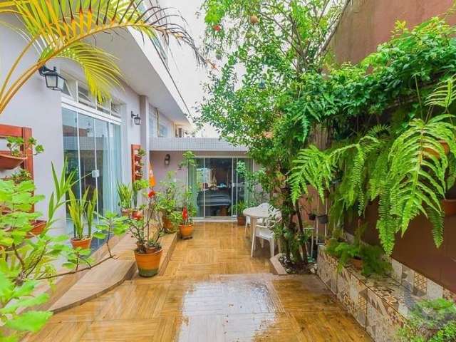 Casa com 6 quartos à venda na Rua Capitão Pedro Bruno de Lima, 103, Trindade, Florianópolis, 368 m2 por R$ 3.000.000