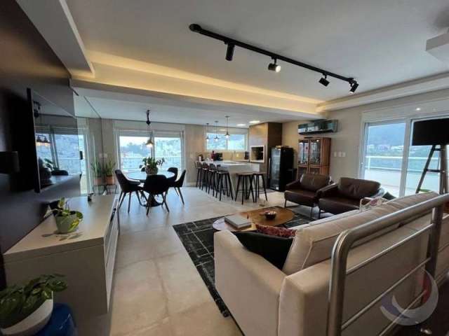 Apartamento com 4 quartos à venda na Rua Oge Fortkamp, 112, Trindade, Florianópolis, 223 m2 por R$ 2.544.000