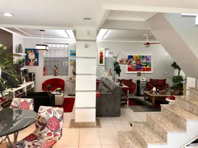 Casa com 7 quartos à venda na Rua Videira, 158, Abraão, Florianópolis por R$ 2.350.000