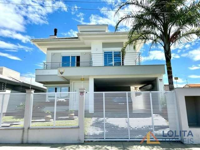 Casa com 2 pavimentos e 3 suítes à venda em Florianópolis/SC