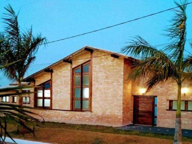 Casa com 3 dormitórios à venda, 207 m² por R$ 810.000,00 - Condomínio Village Serra - Araçoiaba da Serra/SP