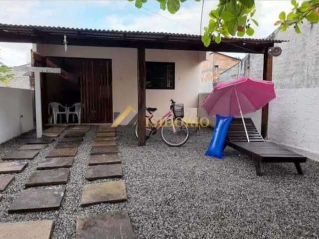 Casa com 1 quarto à venda na avenida dr. victor do amaral, Itapema do Norte, Itapoá por R$ 220.000