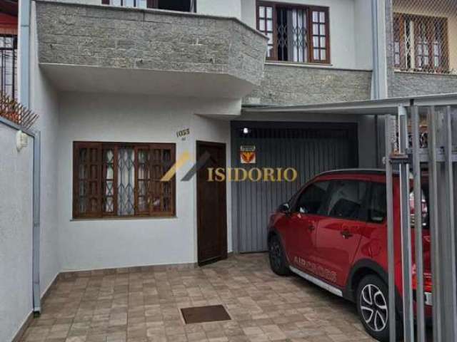 Casa com 3 quartos à venda na Rua Doutor Sátilas do Amaral Camargo, Tingui, Curitiba, 138 m2 por R$ 670.000