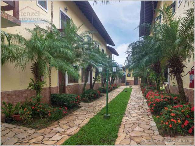 Casa em Village com 2 Quartos, 89 m² por R$ 440.000 - Maitinga - Bertioga/SP