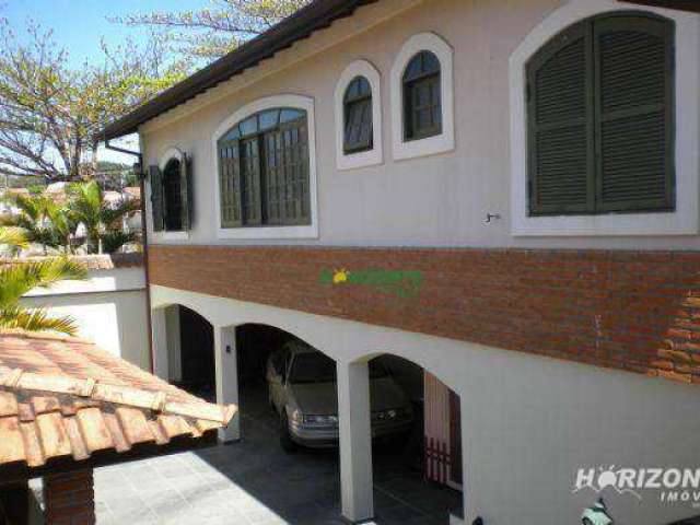 Casa à venda, 330 m² por R$ 930.000,00 - Monte Castelo - São José dos Campos/SP
